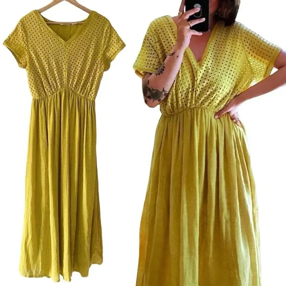 Kaktus Dresses & Skirts - Kaktus Boho Eyelet Oversized V-neck Midi Dress Size S